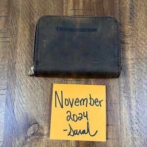 VGUC Portland Leather Goods Canton Zip Small Wallet